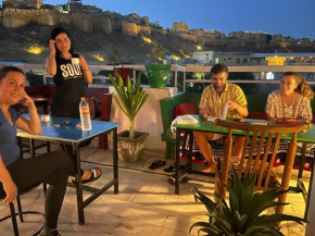 hotel fort side